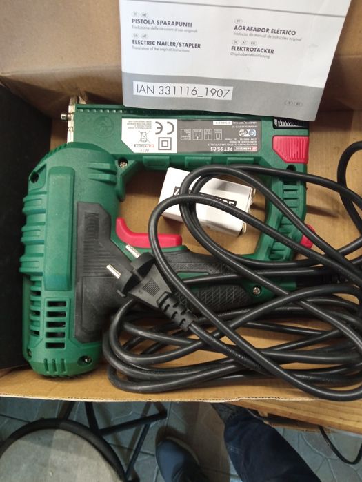 Agrafador elétrico