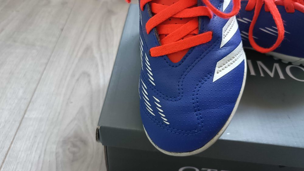 Buty piłkarskie dziecięce turfy rozm 33 adidas