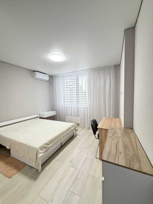 Оренда 2 кімн. квартири вул. Воскресенська, 2-В, ЖК «Паркові Озера -2»