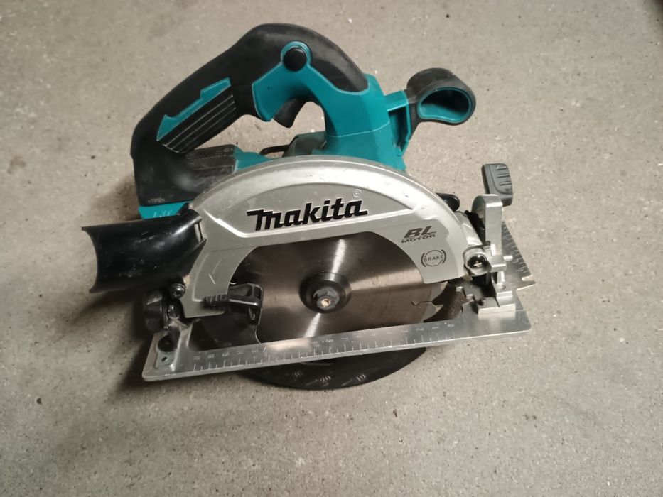 Pilarka tarczowa Makita DHS 660 + aku 5,0 ah 18 V li-ion akumulatorowa