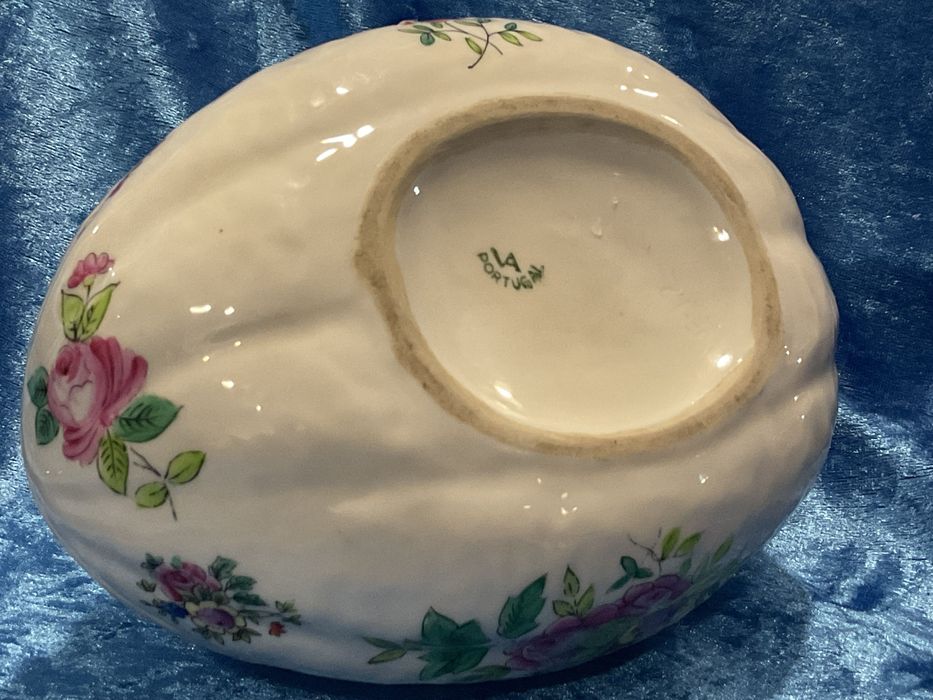 Caixa melão vintage vista alegre com 18 cm .anuncios abaixo