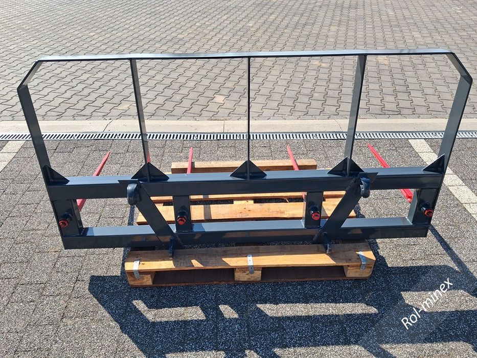 Producent Widły do bel balotów na 4 kły do tura Euro-ramka Transport