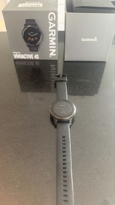 Garmin vívoactive 4S