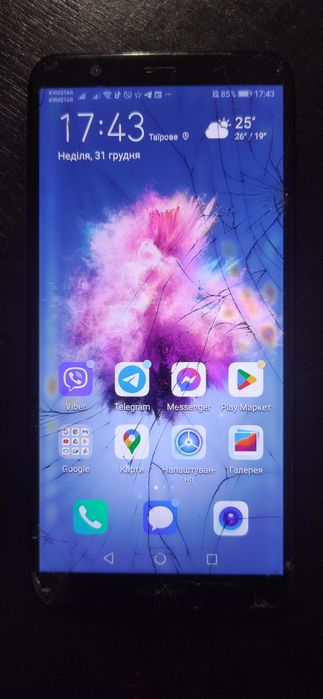 Продам дисплейный модуль с треснутым сенсором Huawei p smart 2017