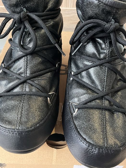 Оригінальні Moon Boot