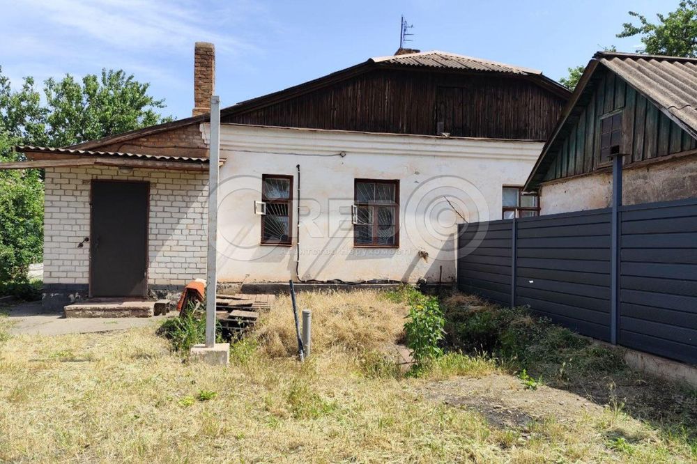 Продаж окремої частини будинку район пл. Артема, вул. Упіта