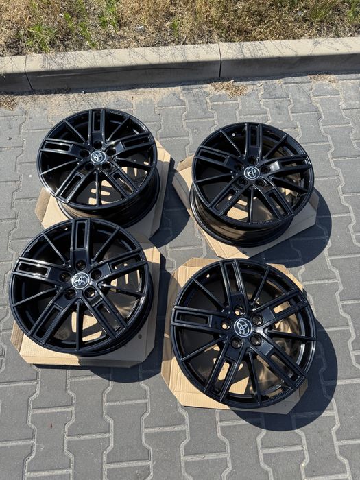 Alufelgi 18 Toyota Camry Auris Yaris Cross CHR ET50 5x114,3 TPMS