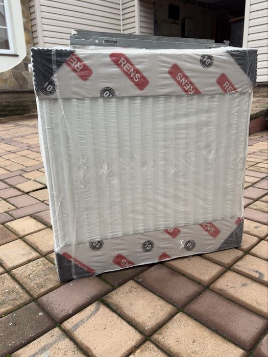 Радиатор отопления RENS НОВЫЙ