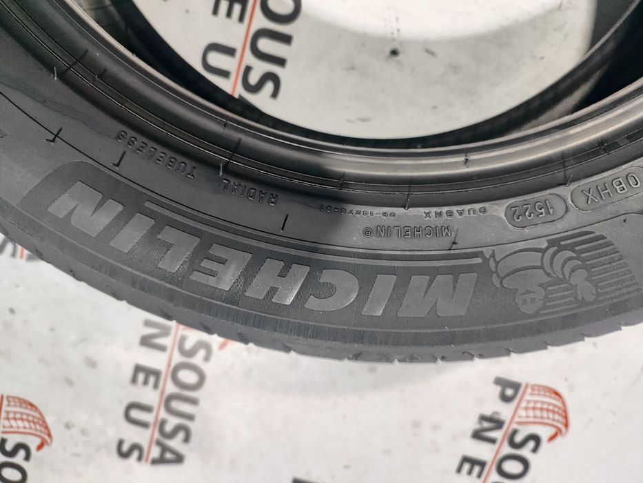 2 pneus semi novos 215-55R17 Michelin - Oferta dos Portes