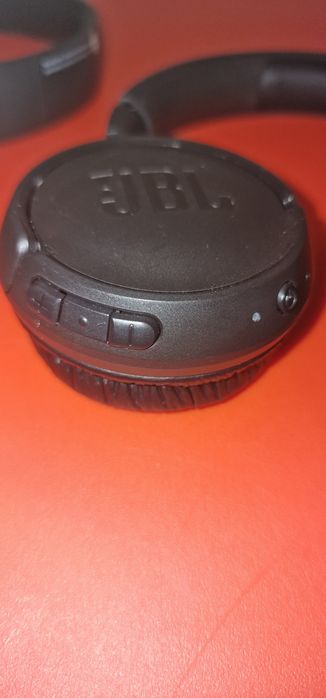 JBL Tune 510BT – Bezprzewodowe słuchawki nauszne (czarne)