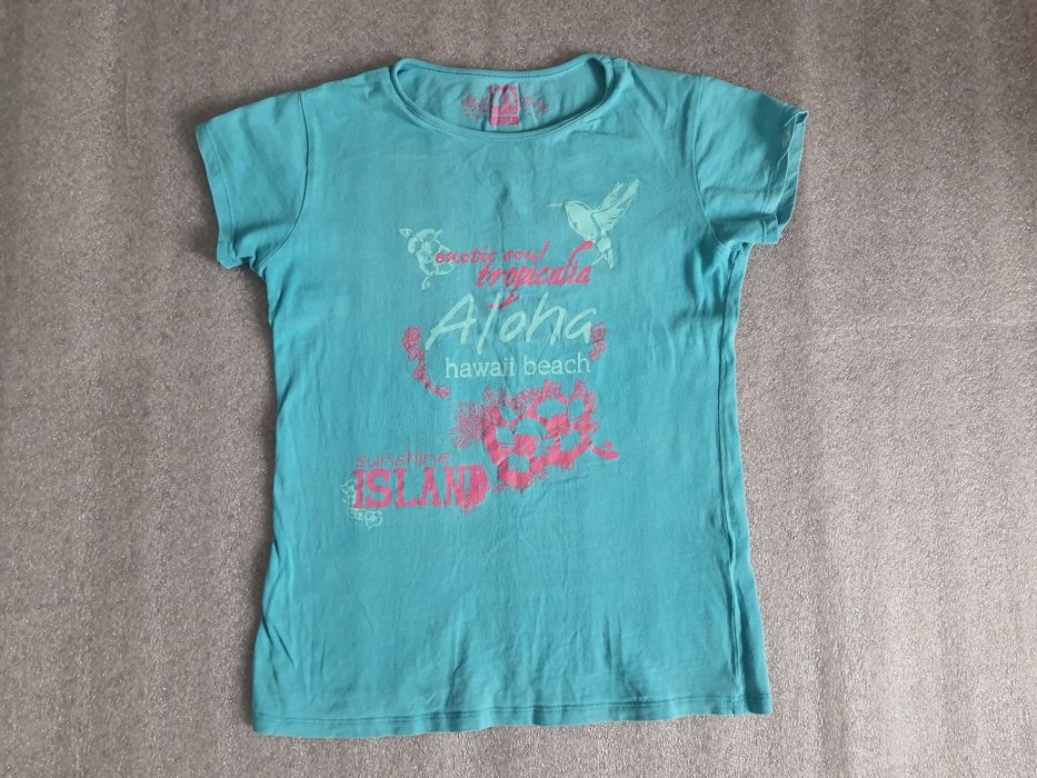 На шкільний вік футболка 100% х/б (44р.) виміри на фото!