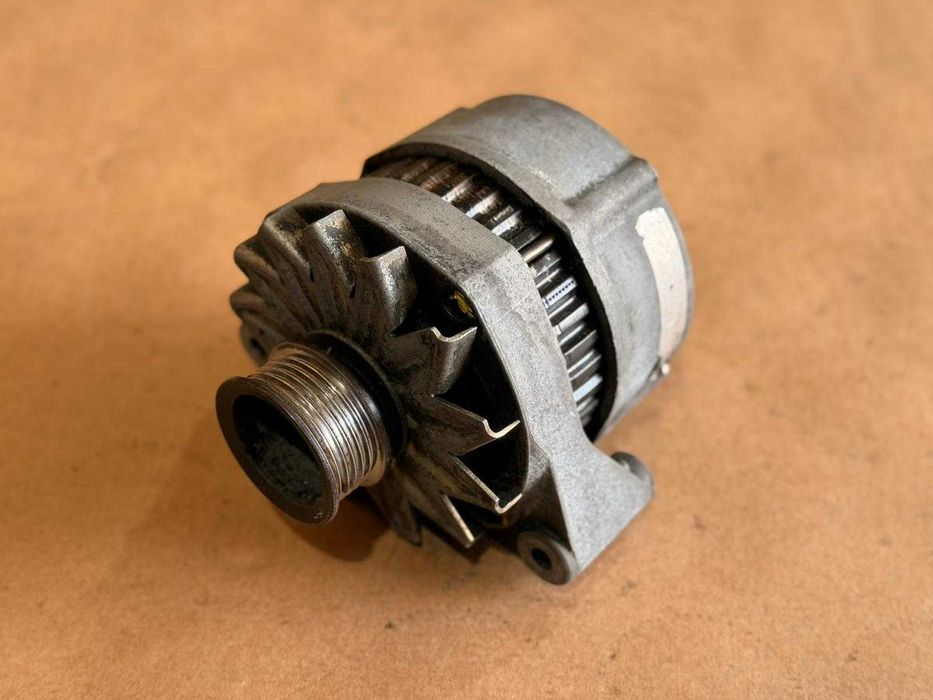 Alternador Mercedes 190 2.0D W201