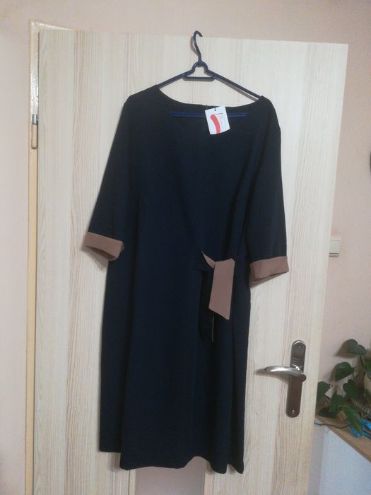 Sukienka. Nowa. Rozmiar 46.