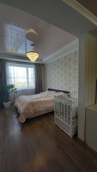 Продається 3-х кімнатна дворівнева квартира в ЖК "Озерки"