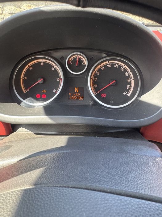 Opel corsa avtomat