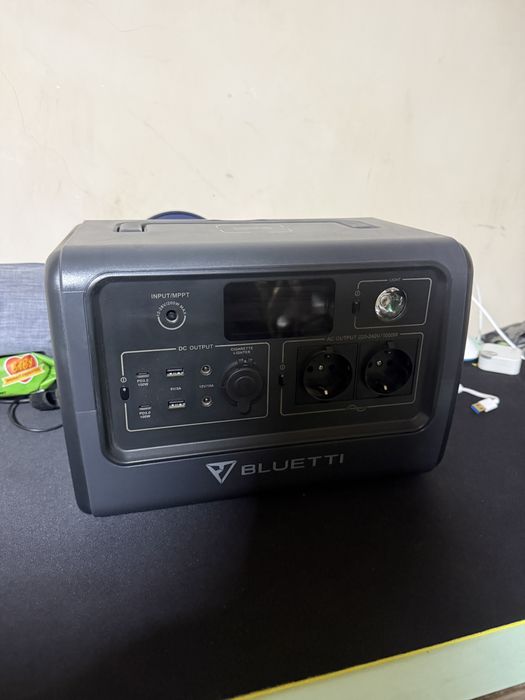 Зарядна станція Bluetti eb 70/716wh/1000W