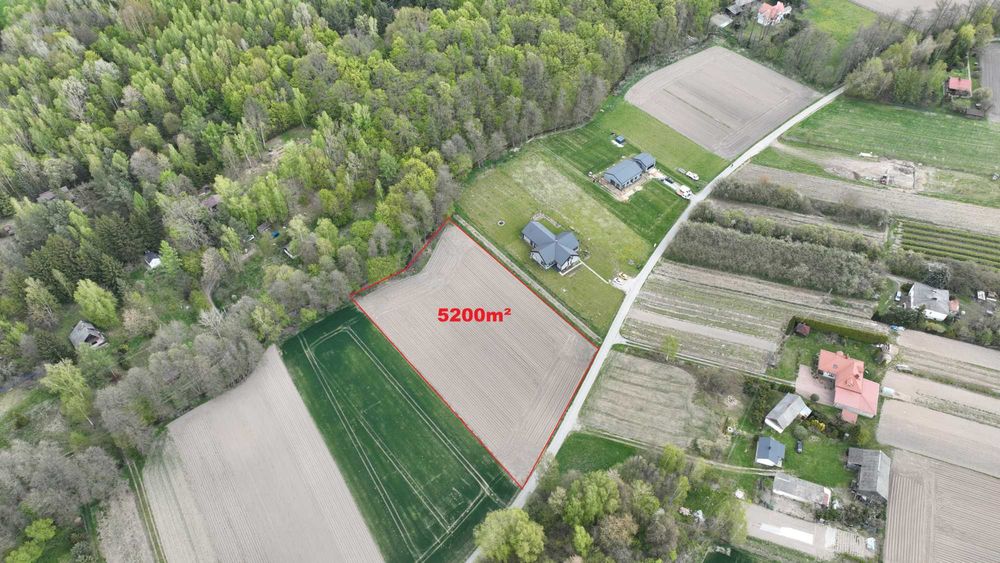 Działka rolna granicząca z rzeką w Wojciechowie (4km od Nałęczowa)