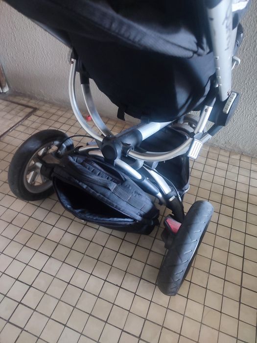 Carrinho de bebé Quinny