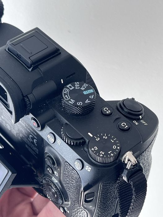 Sony A7III como nova