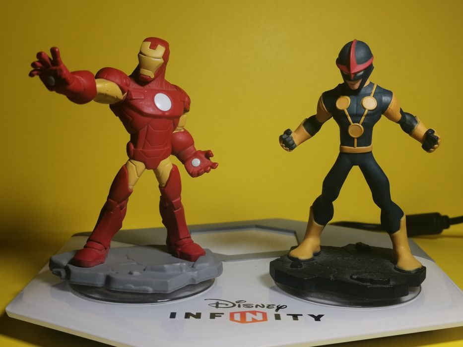 Figurki Disney Infinity gra PS3 PS4 stacja bazowa płyty 1.0 2.0 3.0