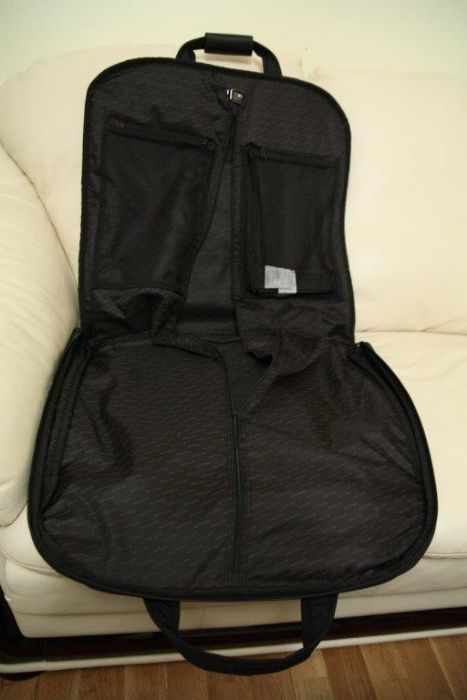 Sprzedam torbę do garnituru SUIT COVER firmy WITTCHEN nowa