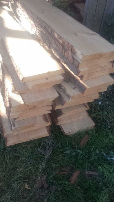 Доска  не обрезная