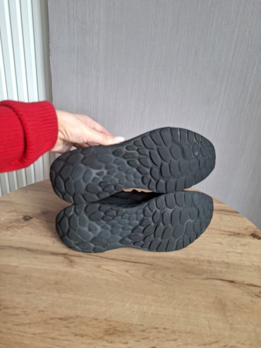 Чёрные мужские кроссовки New Balance 42 р, кросовки сетка