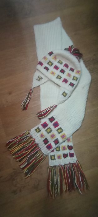 Шапка й шарф (комплект)