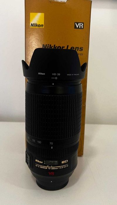 Objetiva Nikon 70-300mm 4.5-5.6 ED G VR