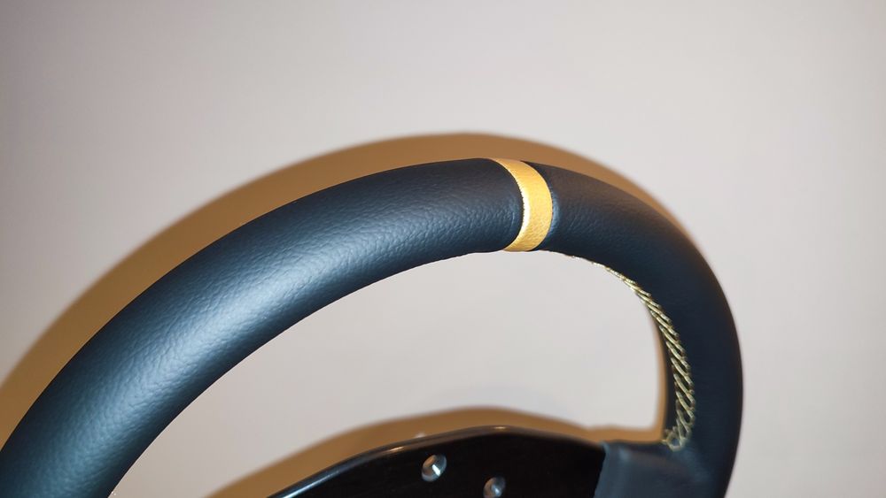 Clubsport Hub da Fanatec + QR2 + Volante MZW Audi R8 + Volante R300