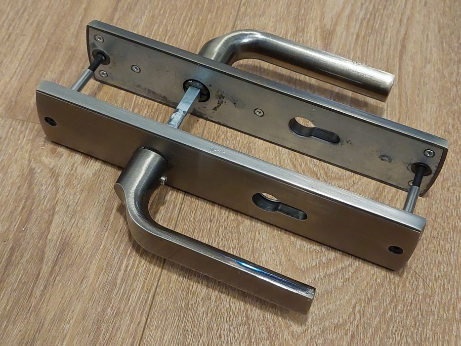 Szyld Schaffner klamka drzwi zewnętrznych zamka górnego