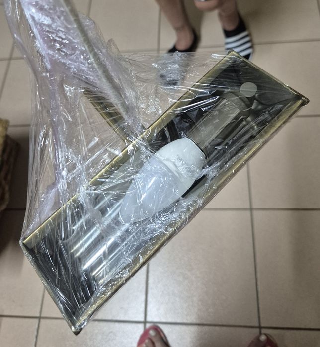 Conjunto de candeeiros em latão