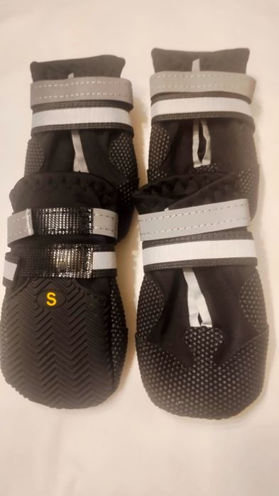 Buty dla psa antypoślizgowe rozmiar M lub L odblaski trekkingowe