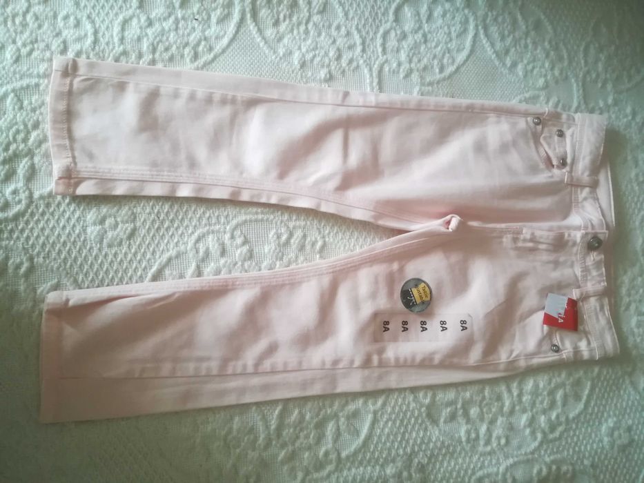 Calça em sarja/ganga para menina de 8 anos