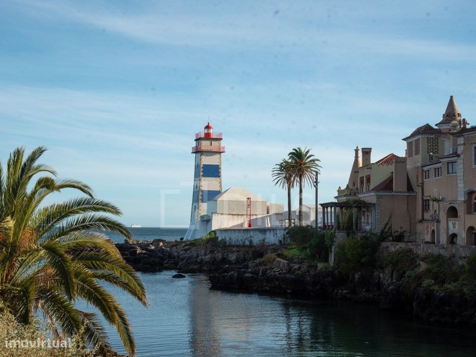 Apartamento T2, com terraço. em Cascais