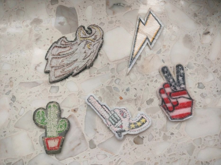 Naszywki / Łaty w stylu Amerykańskim z motywem przewodnim tego kraju.