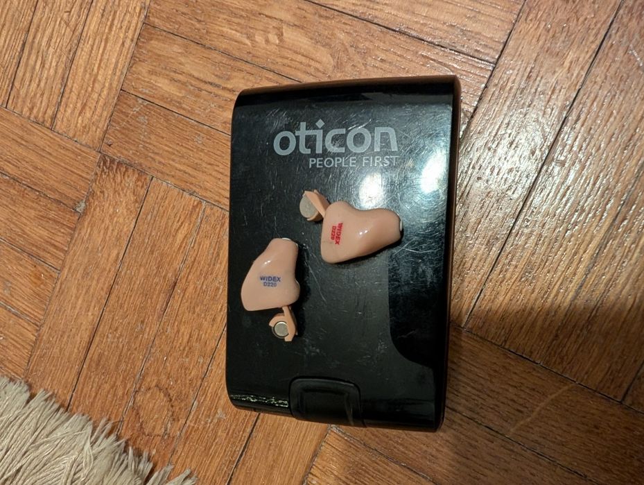 Aparaty słuchowe Widex D220
