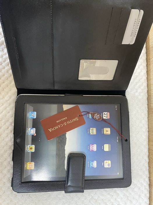 Etui skórzane Apple iPad MB293LL/A A1219 9.7