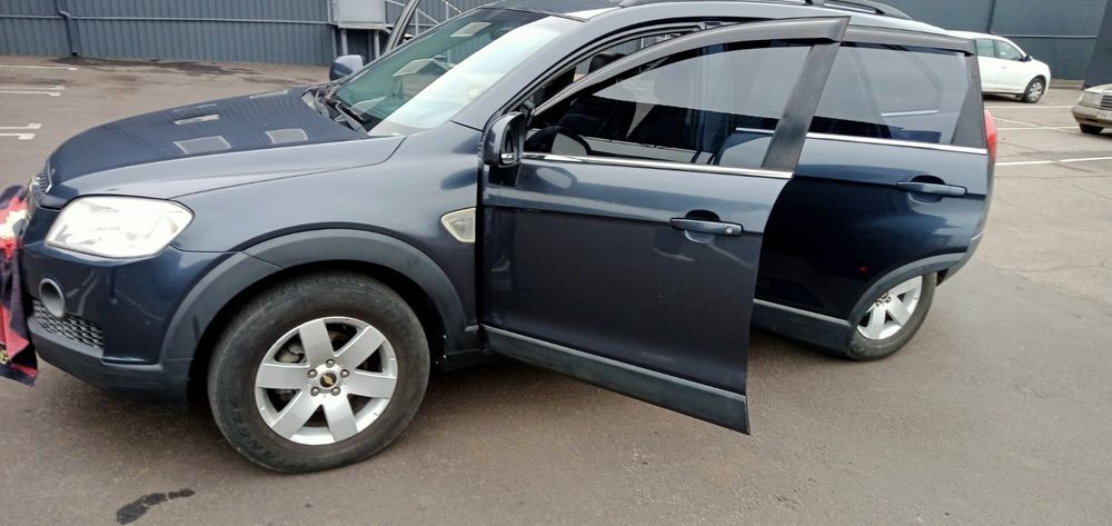 Продаю Шевроле Каптива