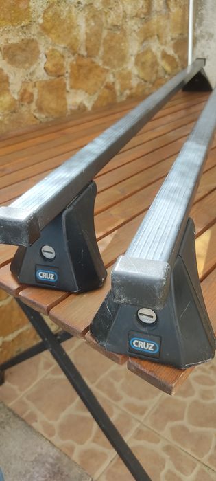 Barras de tejadilho marca Cruz