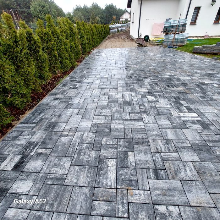 Ukladanie kostki brukowej