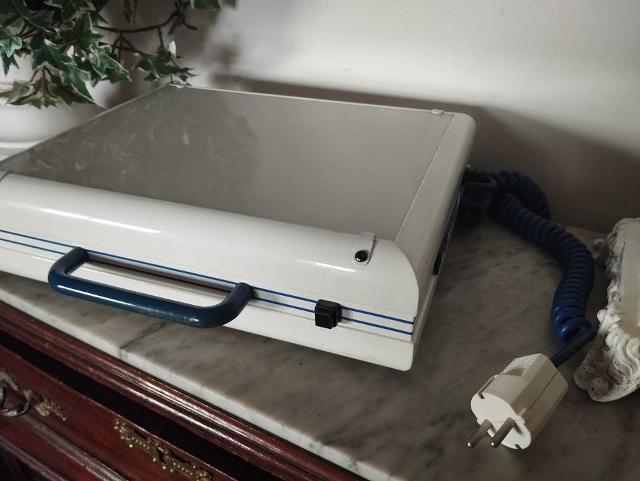 Caixa de Luz Profissional Master