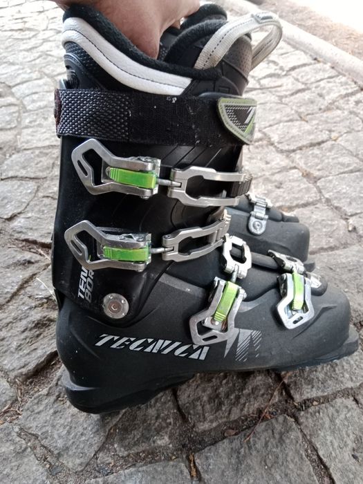 Buty zjazdowe technika