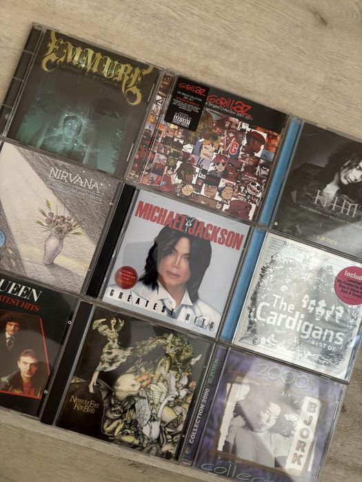 bjork - купити CD, DVD диски - Ціна на OLX.ua