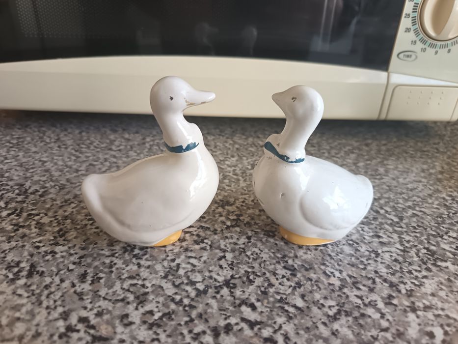 Conjunto pimenteiro e saleiro