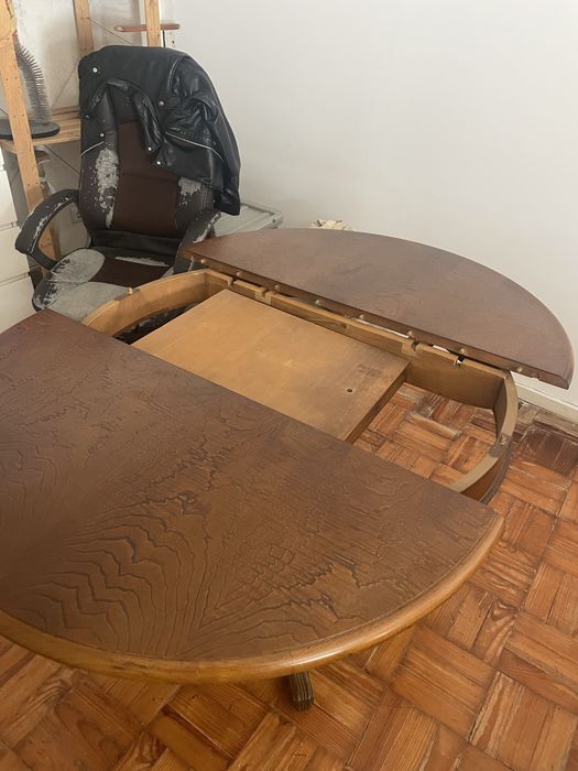 Mesa de jantar extensivel - madeira