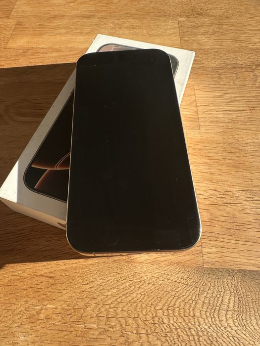 Iphone 16 PRO *JAK NOWY*