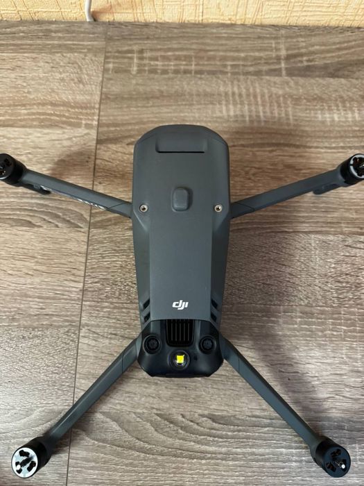 Mavic 3E.