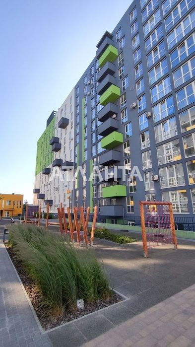 Квартира у Ріел Сіті — ВИГІДНЕ житло з майже готовим ремонтом