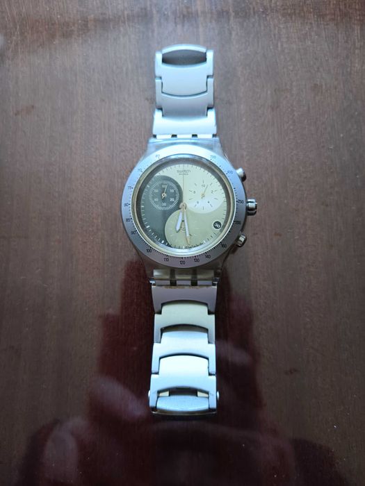 Relógio de Coleção - Swatch Irony Diaphane Tryng Trang